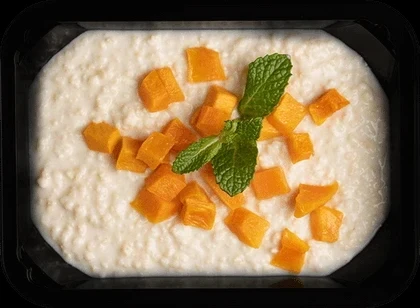 Блюдо: Рисовая каша на молоке с курагой