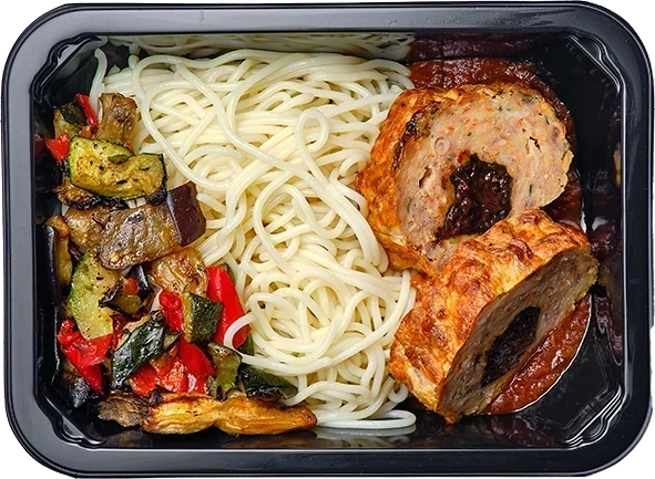 Блюдо: Рулет из говядины с черносливом и томатно-сливо...